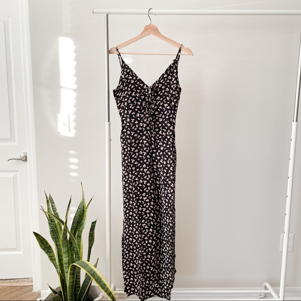 TOPSHOP • floral tie back jumpsuit